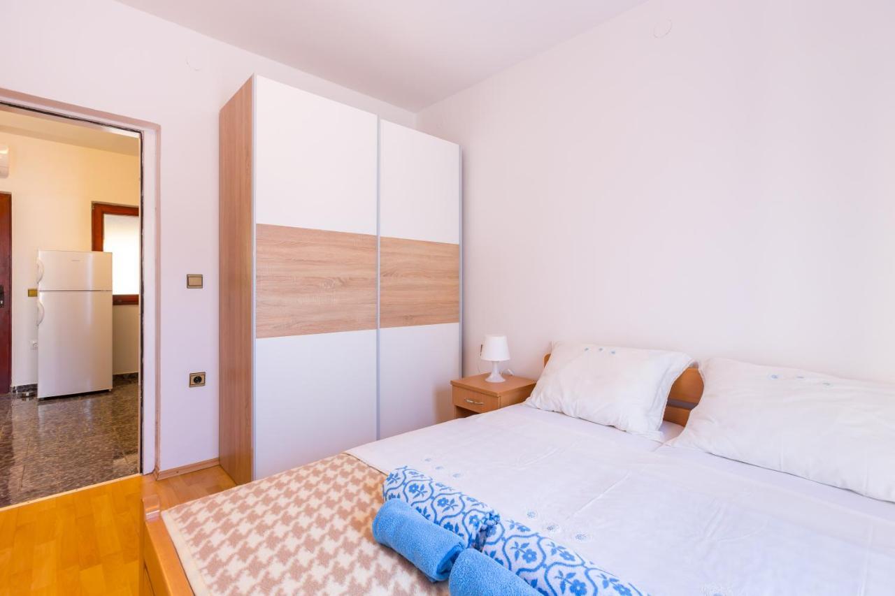 Aleksic Apartamento Medulin Exterior foto