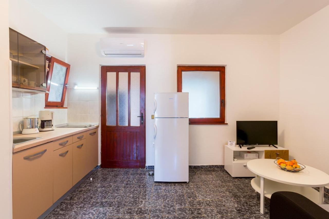 Aleksic Apartamento Medulin Exterior foto