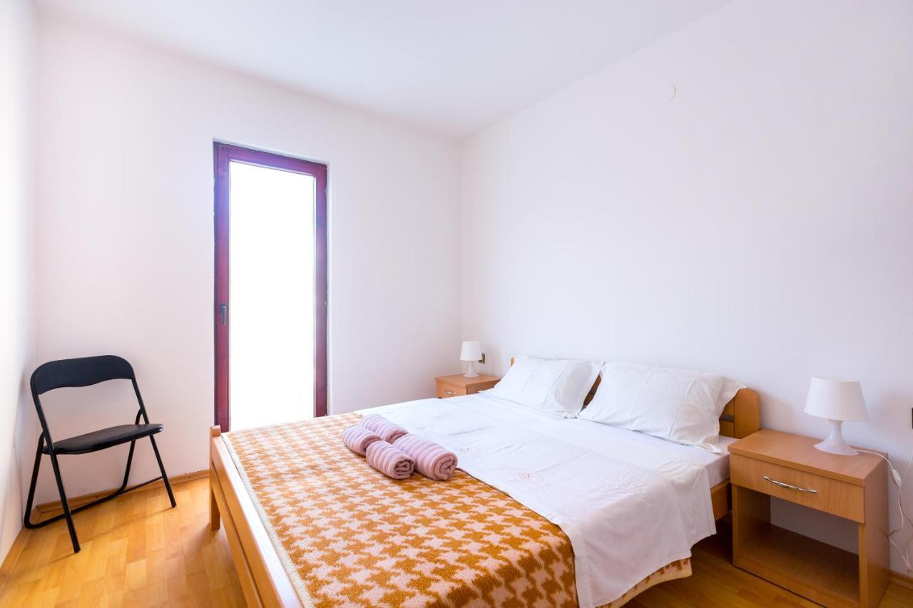 Aleksic Apartamento Medulin Exterior foto