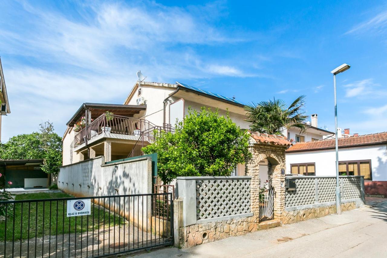 Aleksic Apartamento Medulin Exterior foto