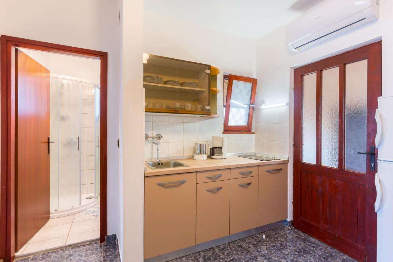 Aleksic Apartamento Medulin Exterior foto