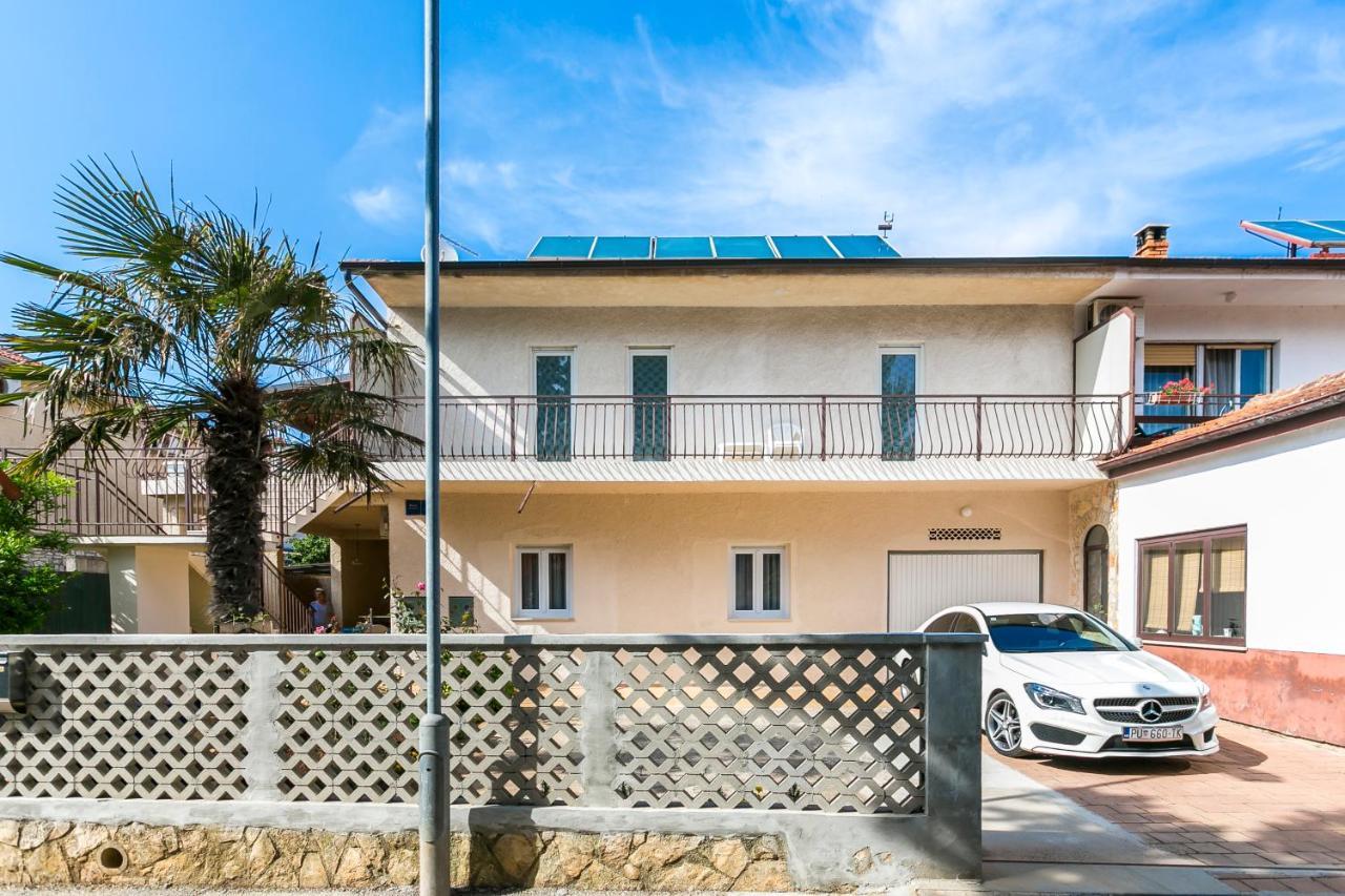 Aleksic Apartamento Medulin Exterior foto
