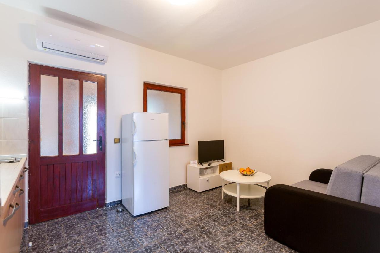 Aleksic Apartamento Medulin Exterior foto