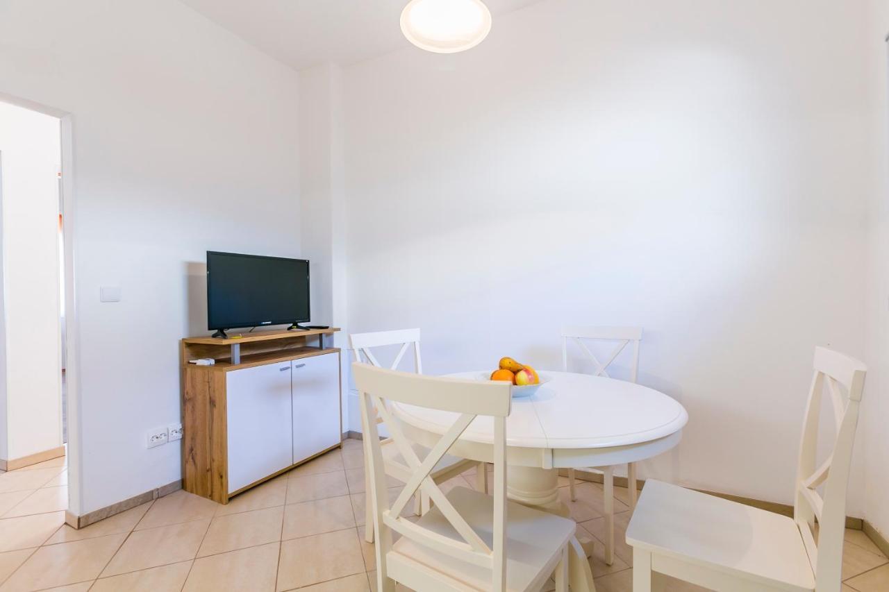 Aleksic Apartamento Medulin Exterior foto