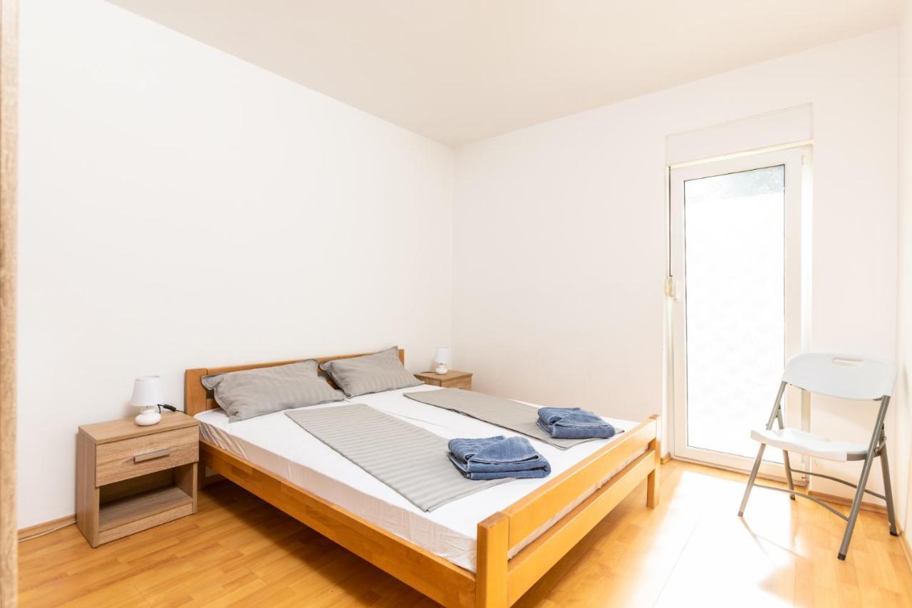 Aleksic Apartamento Medulin Exterior foto